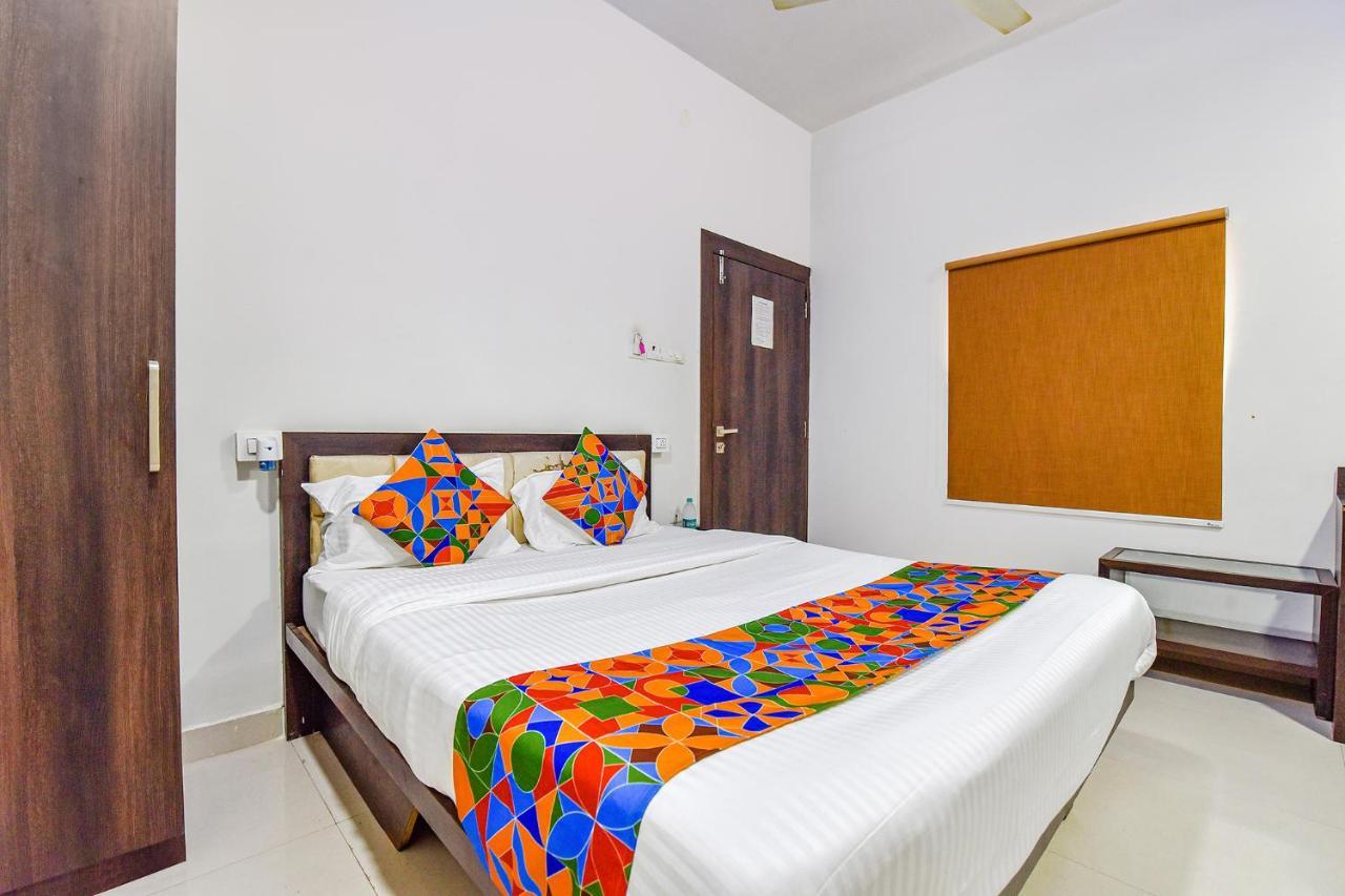 Hotel Vandana Palace Кота Экстерьер фото